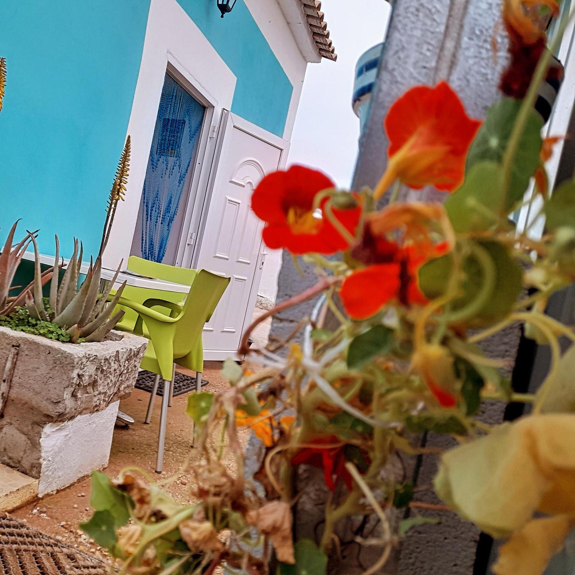 Estudio Dominicana In Albufeira Gale Eksteriør billede